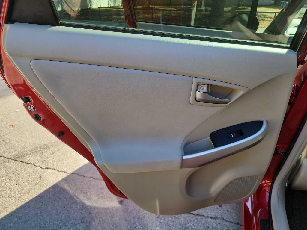 Used 2014 Toyota Prius Three FWD image 24