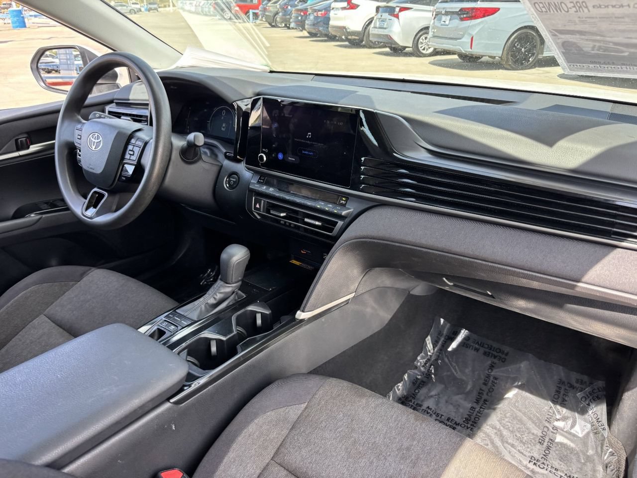 Used 2025 Toyota Camry LE FWD image 10