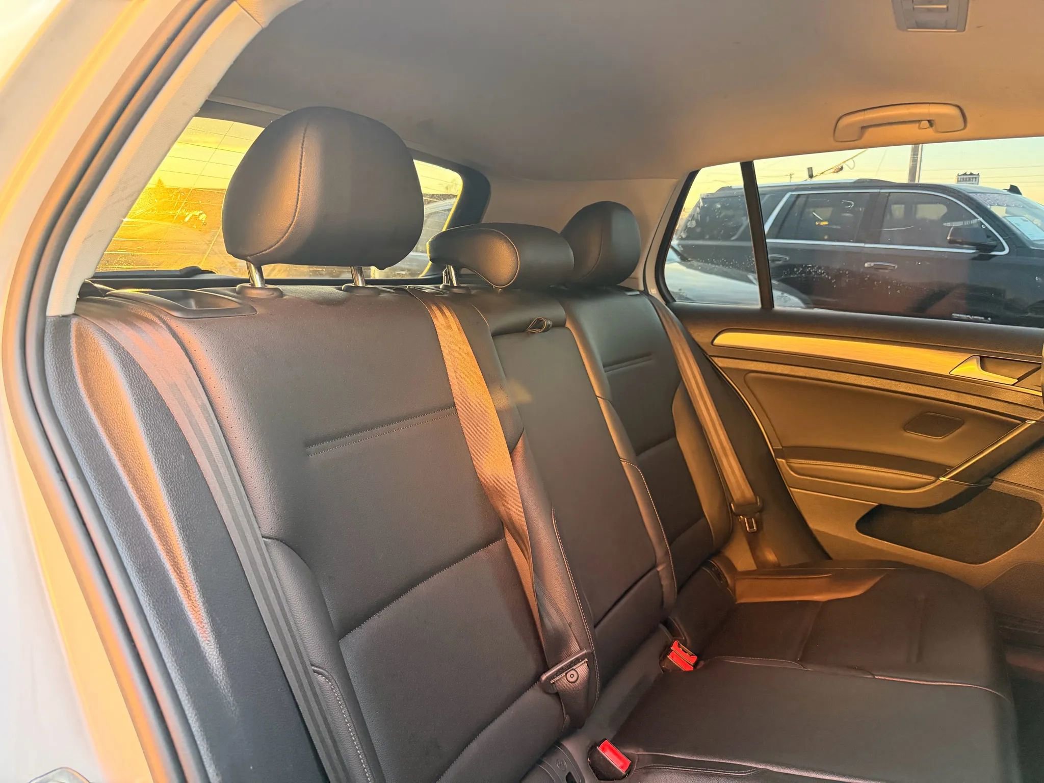 Used 2021 Volkswagen Golf 4-Door image 22