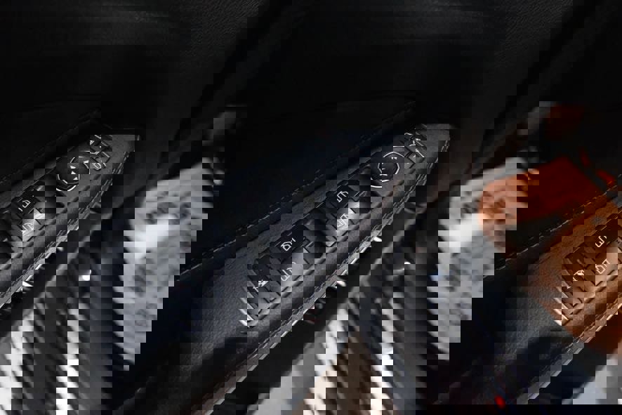 Used 2017 Mercedes-Benz GLS 550 4MATIC image 20