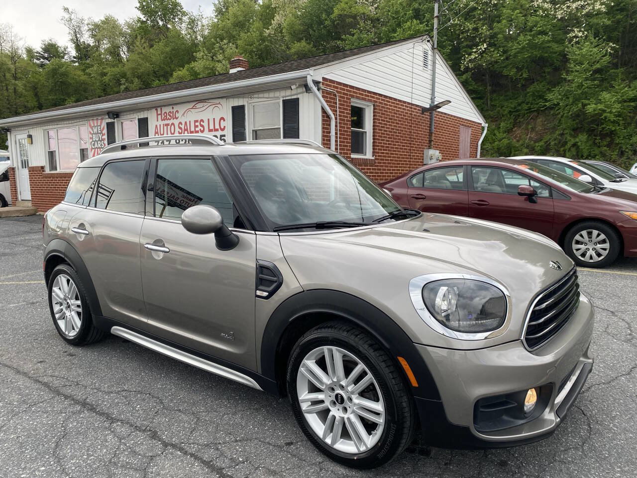Used 2017 MINI Cooper Countryman ALL4 AWD/4WD image 4
