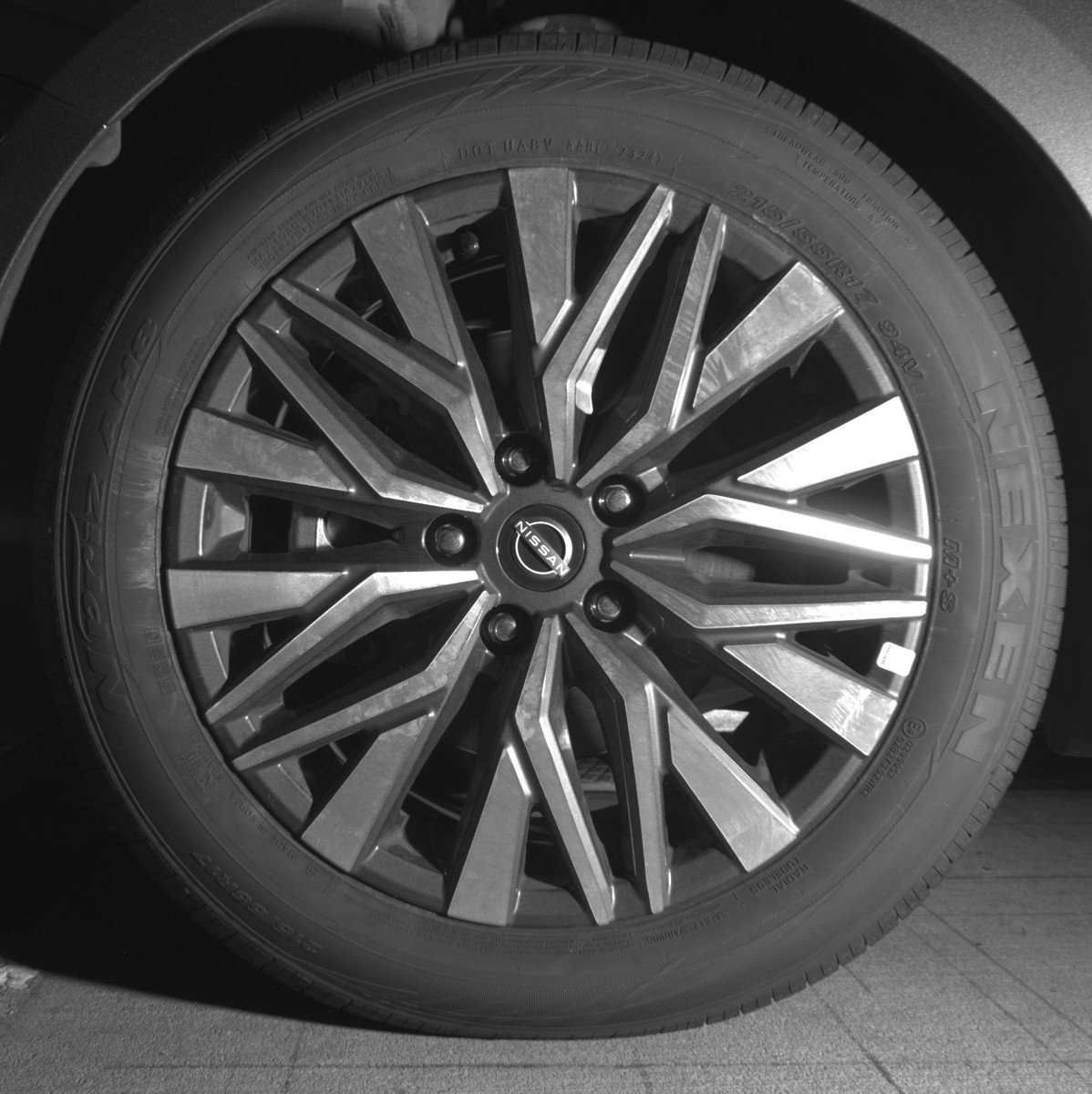 Used 2025 Nissan Altima 2.5 SV image 12