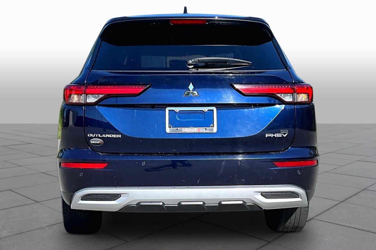 Used 2025 Mitsubishi Outlander SE AWD/4WD image 5