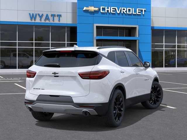 New 2026 Chevrolet Blazer LT w/ LPO, Black Sport Package AWD/4WD image 4