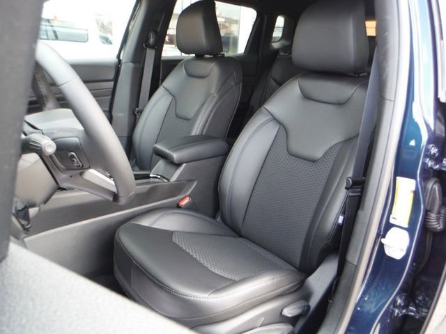 New 2026 Jeep Compass Latitude AWD/4WD image 15