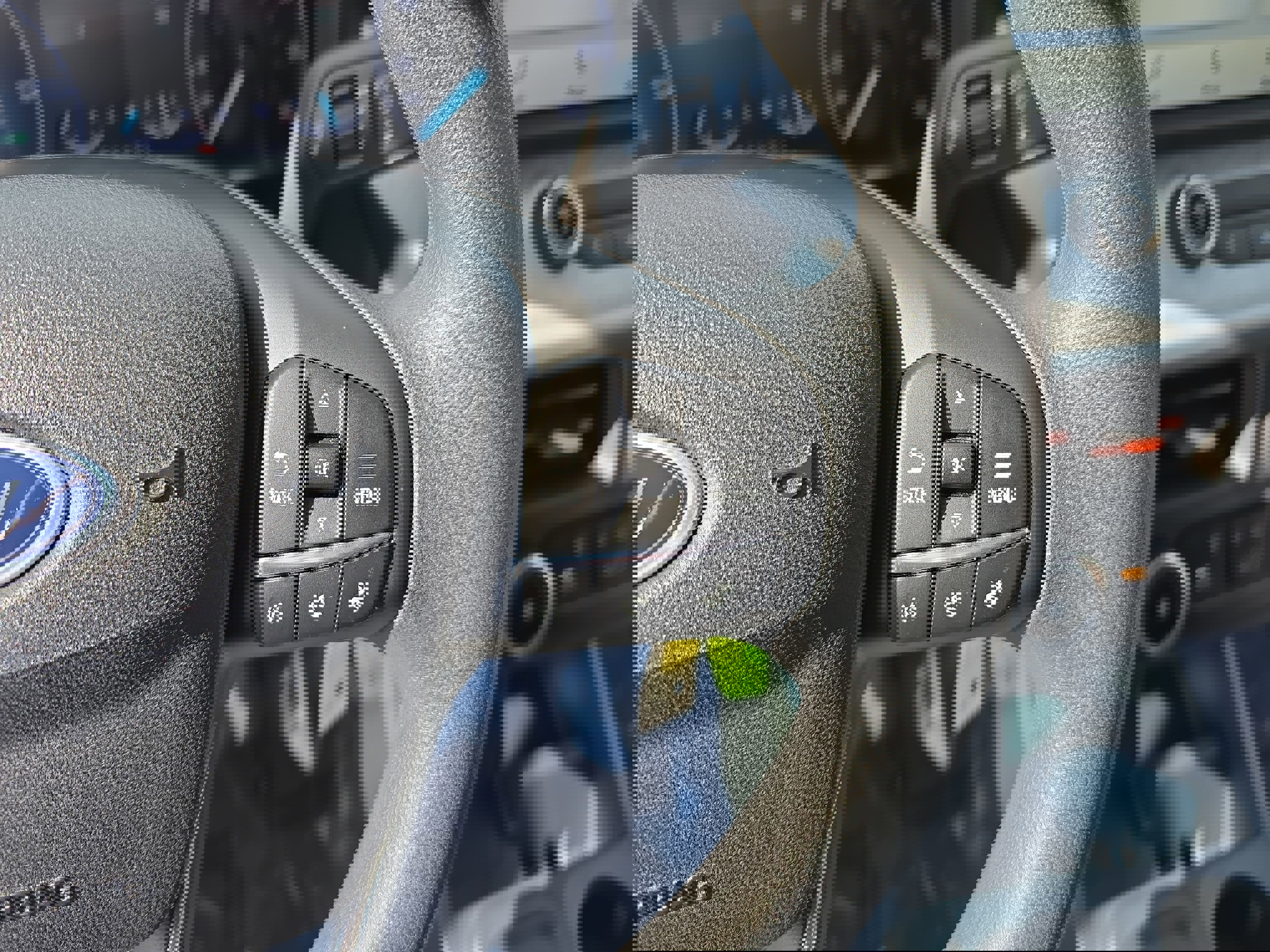 Used 2024 Ford Maverick XLT image 17