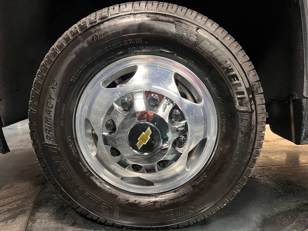 Used 2020 Chevrolet Silverado 3500 LTZ w/ Technology Package image 35