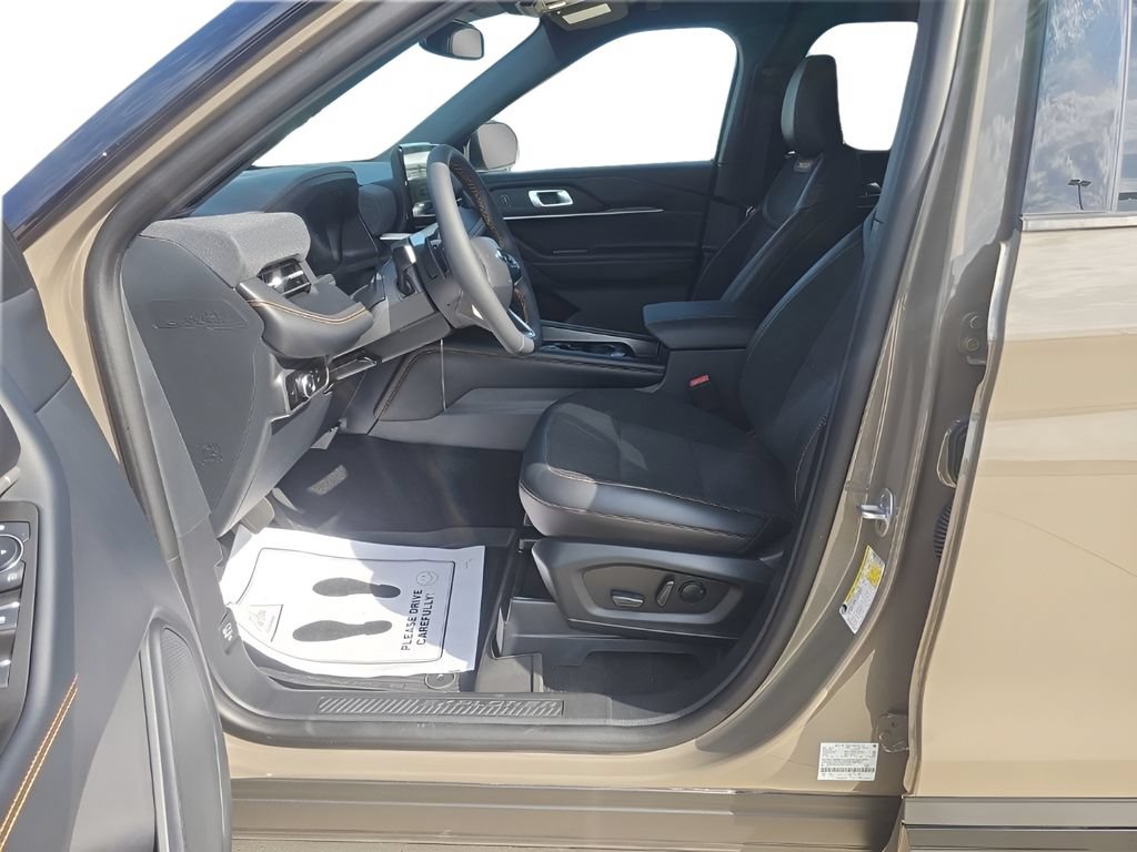 New 2026 Ford Explorer Tremor w/ Tremor Convenience Package AWD/4WD image 9