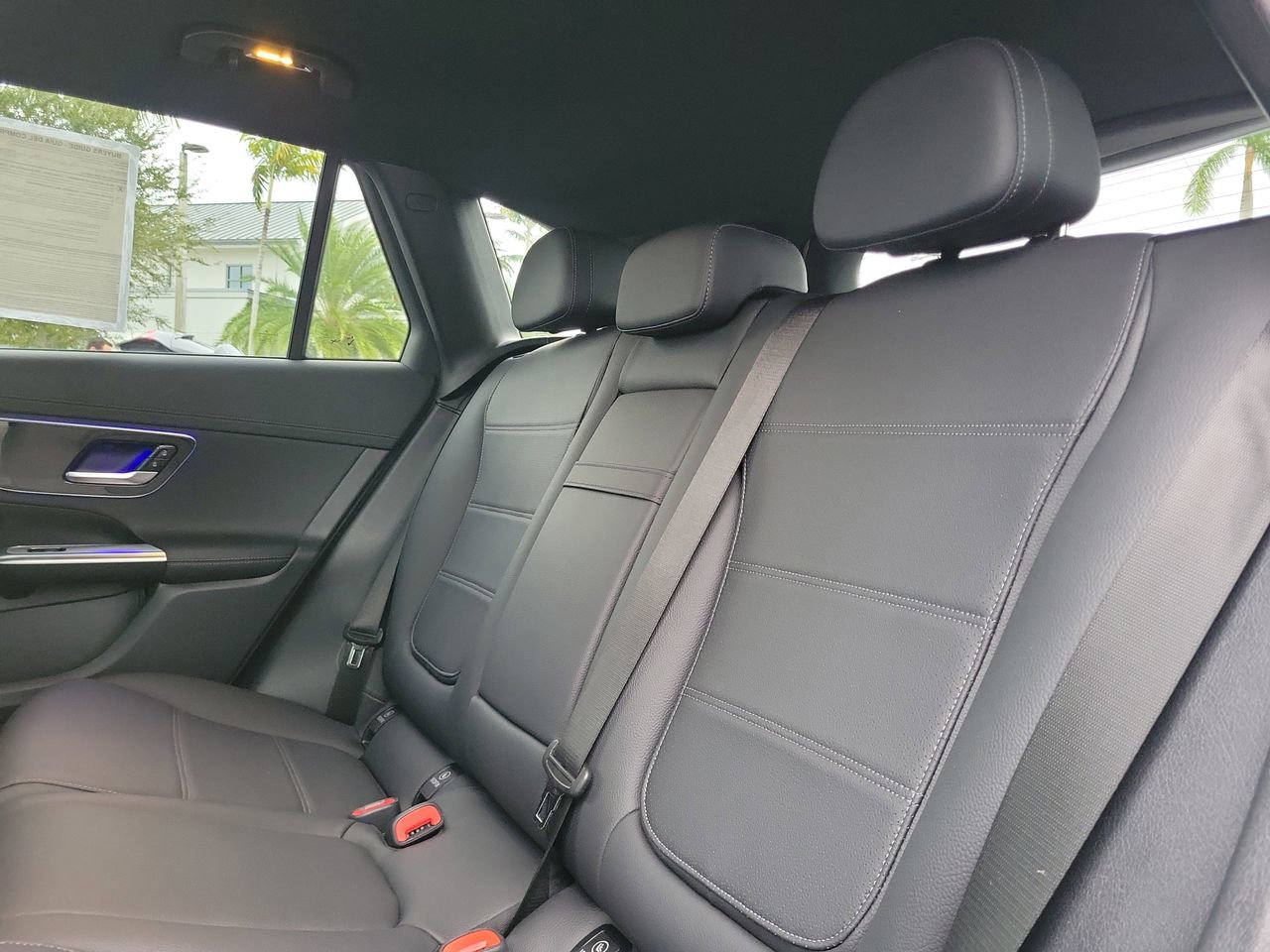 Certified 2024 Mercedes-Benz GLC 300 image 11