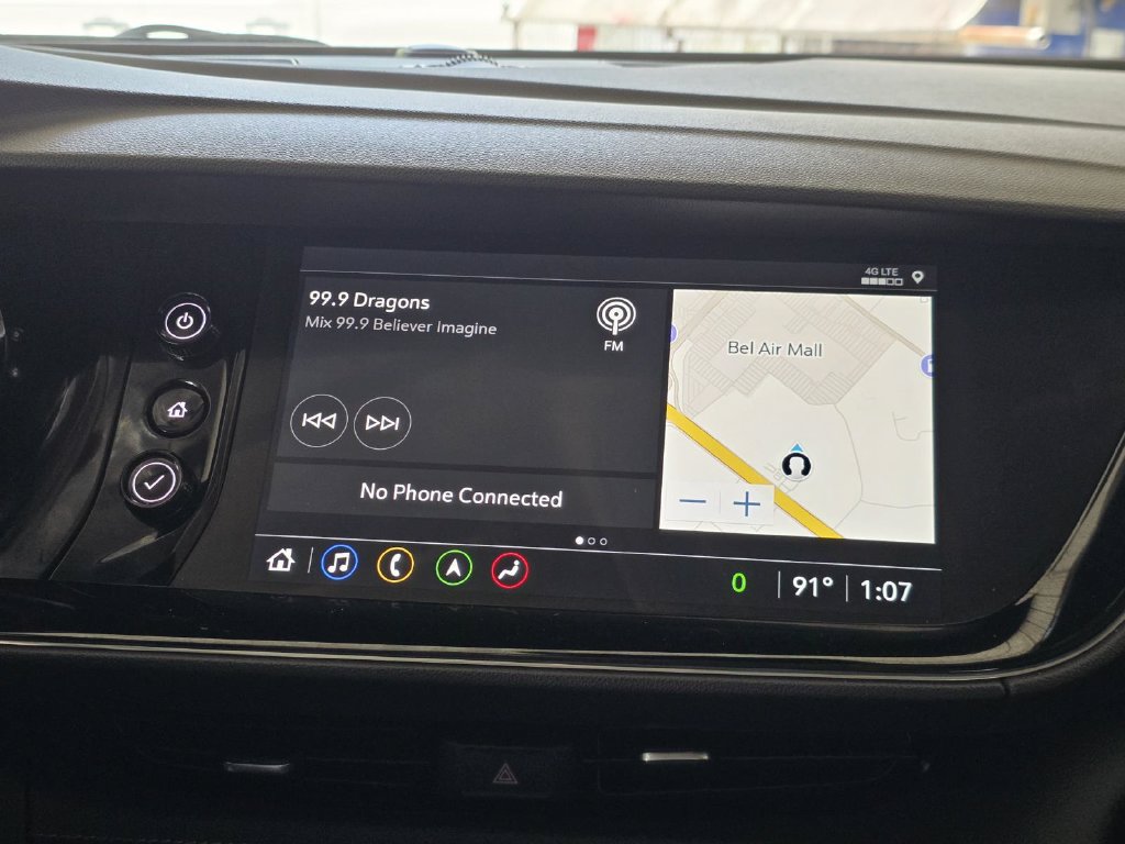 Used 2023 Buick Envision Avenir AWD/4WD image 31
