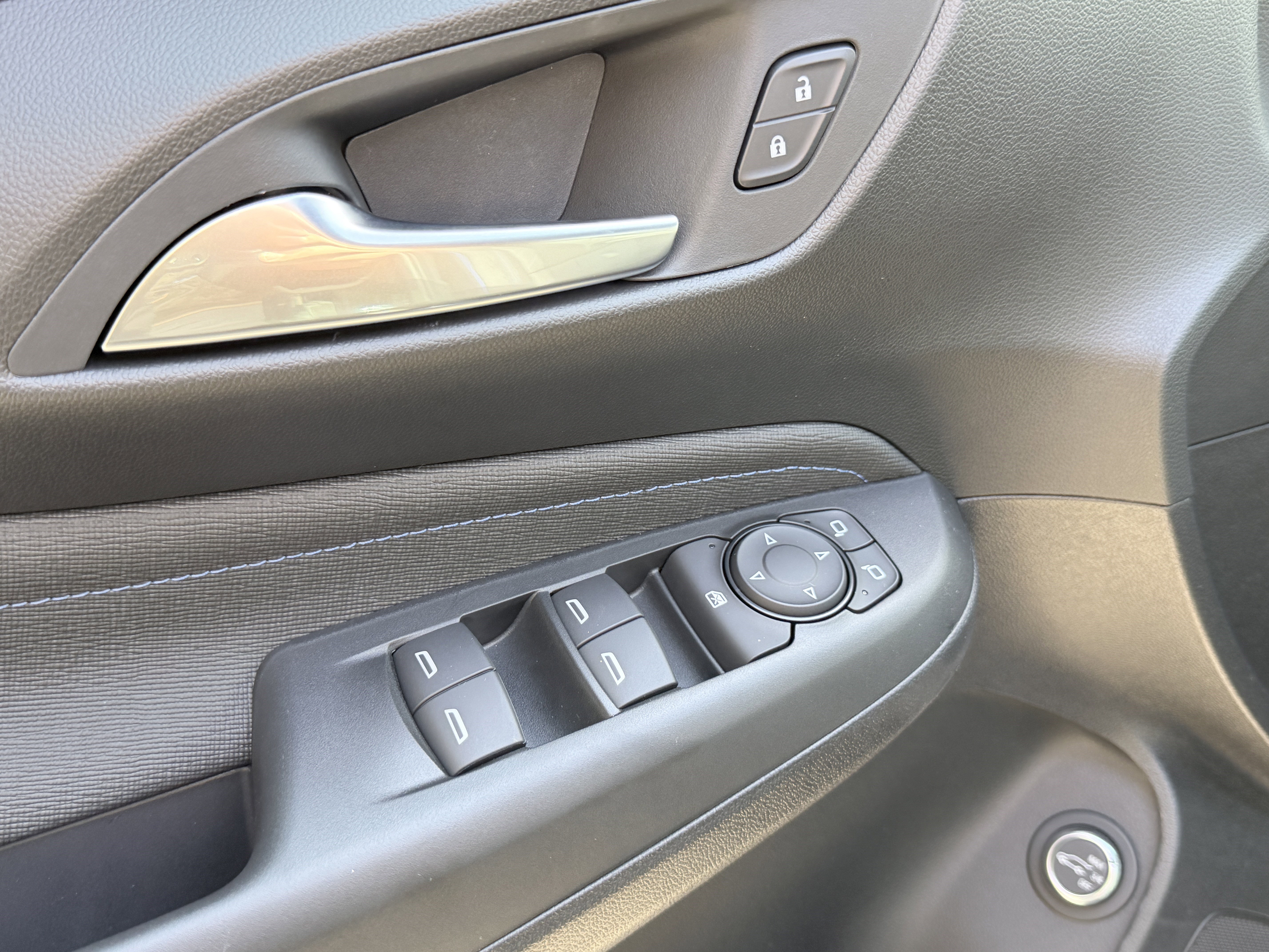 New 2026 Buick Envista Sport Touring w/ Convenience I Package image 12