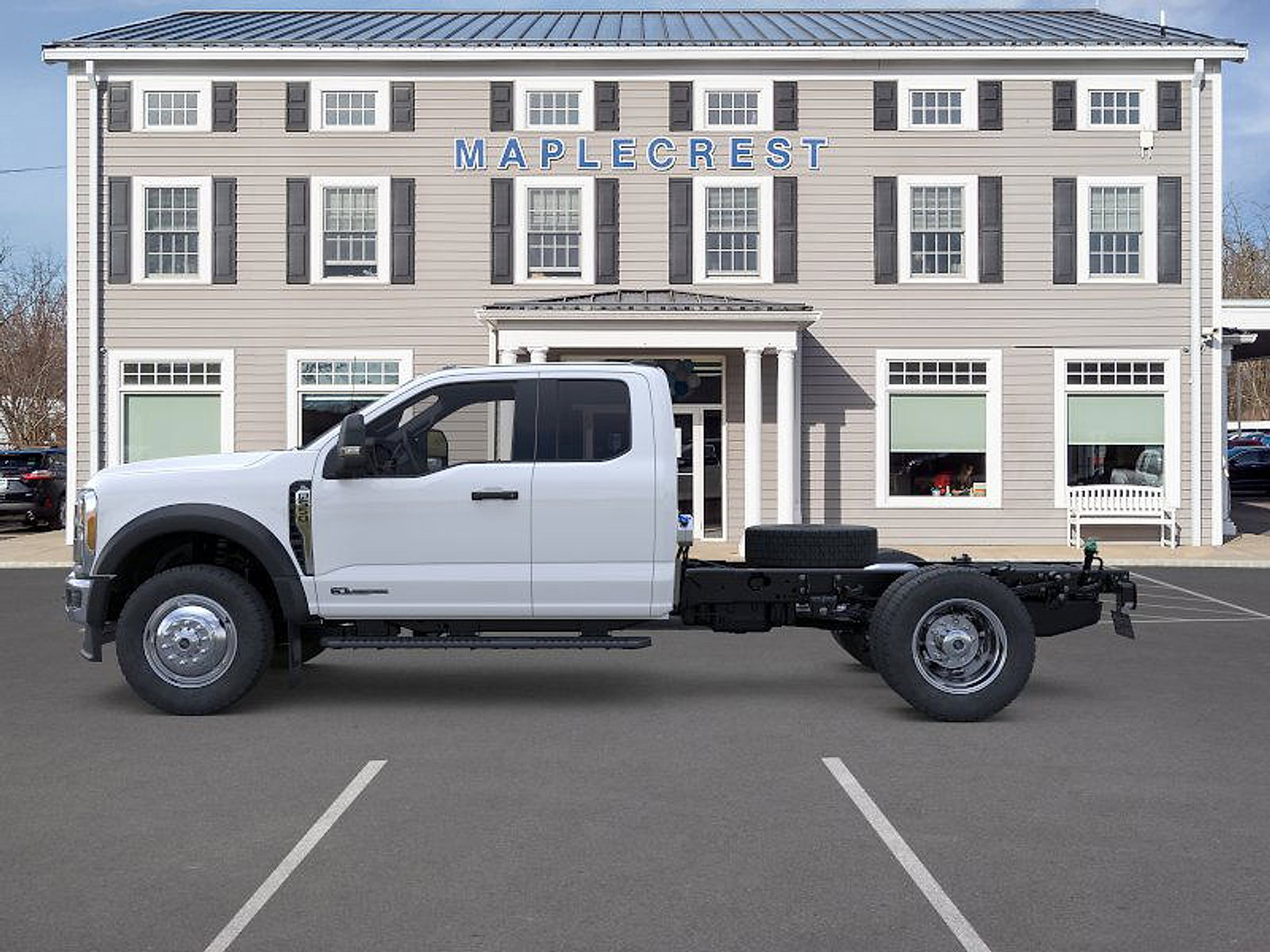 New 2025 Ford F550 4x4 SuperCab Super Duty image 3
