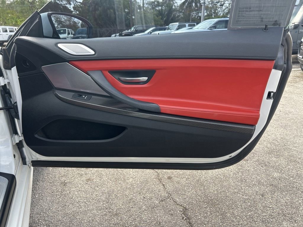 Used 2016 BMW M6 Convertible image 27