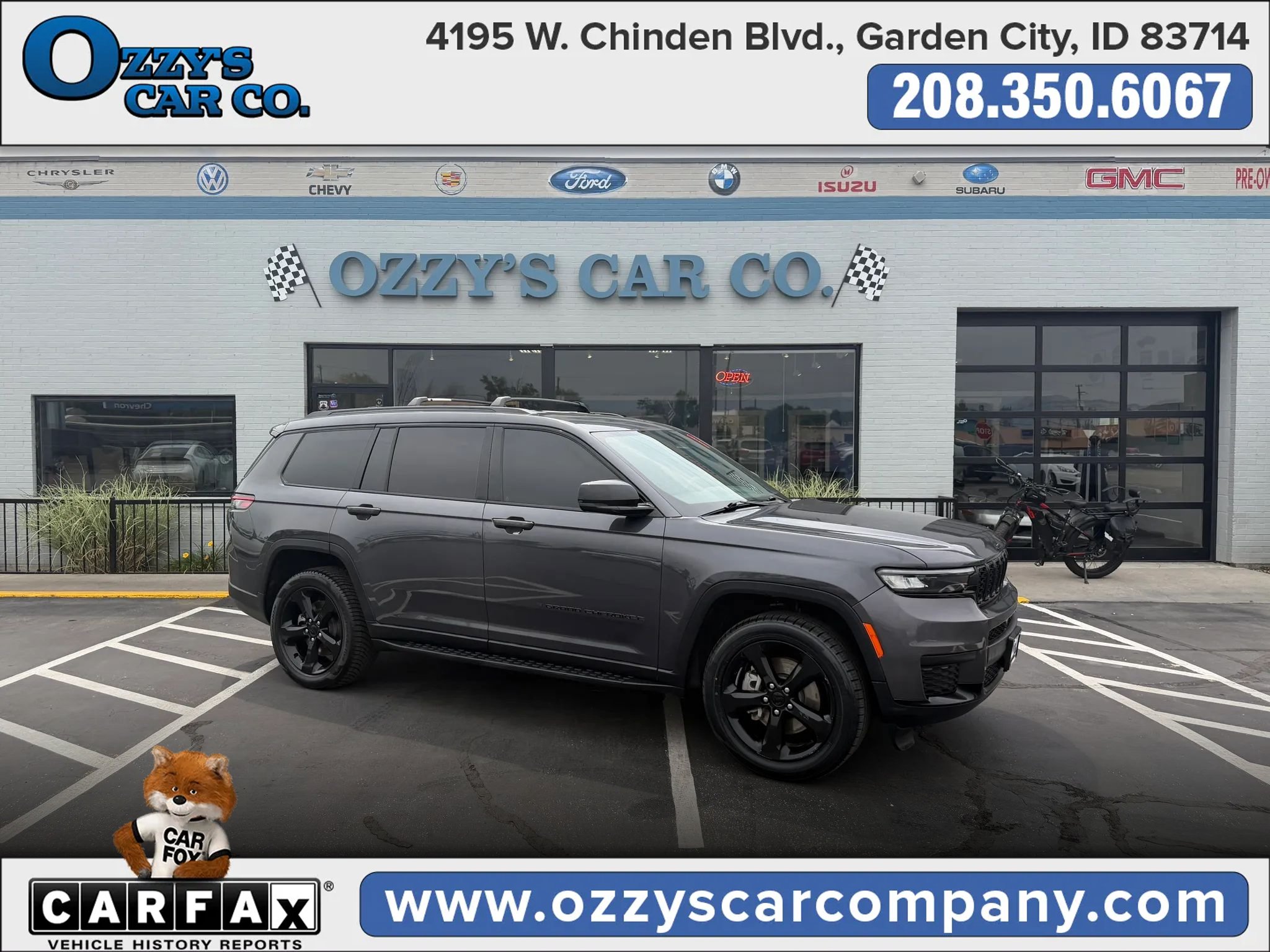 Used 2023 Jeep Grand Cherokee L Laredo AWD/4WD image 1