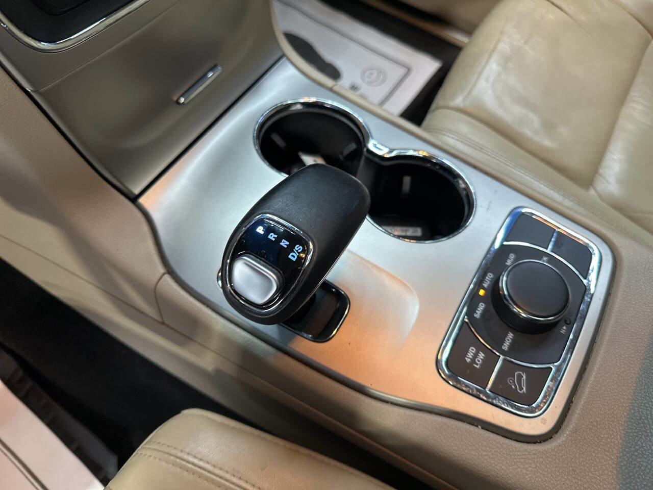 Used 2014 Jeep Grand Cherokee Limited image 31