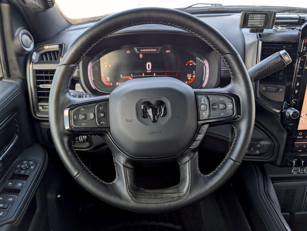 Used 2025 RAM 2500 Limited AWD/4WD image 18