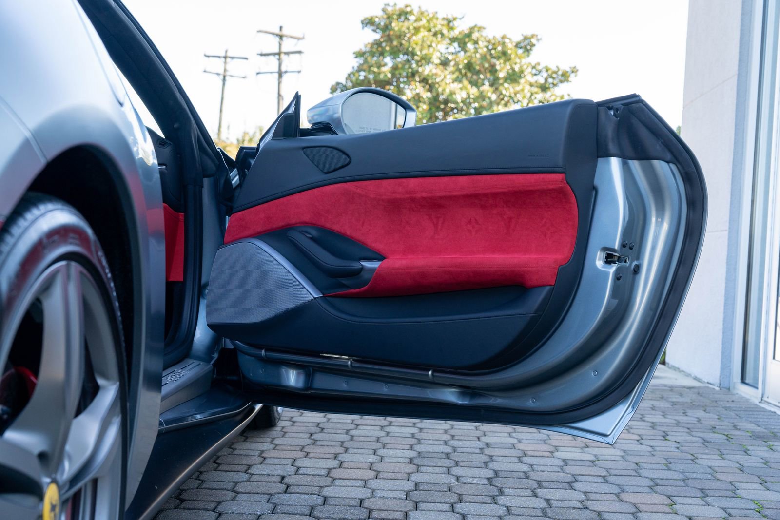 Certified 2019 Ferrari Portofino image 50