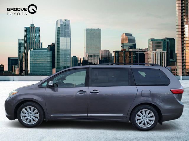 Used 2017 Toyota Sienna Limited Premium image 2