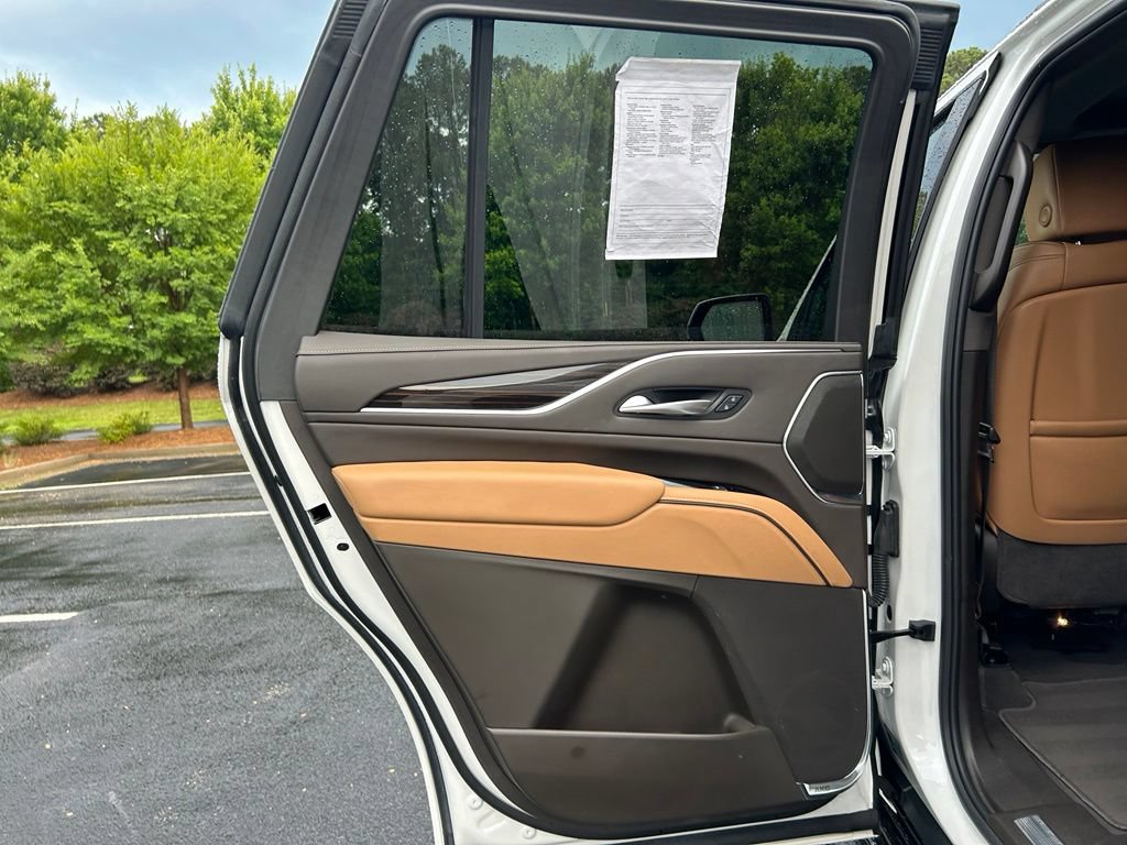 Used 2024 Cadillac Escalade Sport AWD/4WD image 59