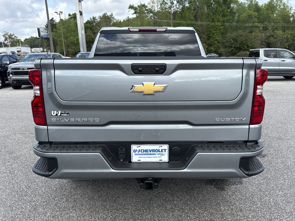 New 2026 Chevrolet Silverado 1500 Custom AWD/4WD image 4