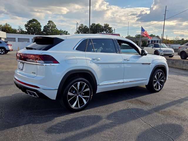 New 2026 Volkswagen Atlas Cross Sport SEL Premium R-Line AWD/4WD image 15