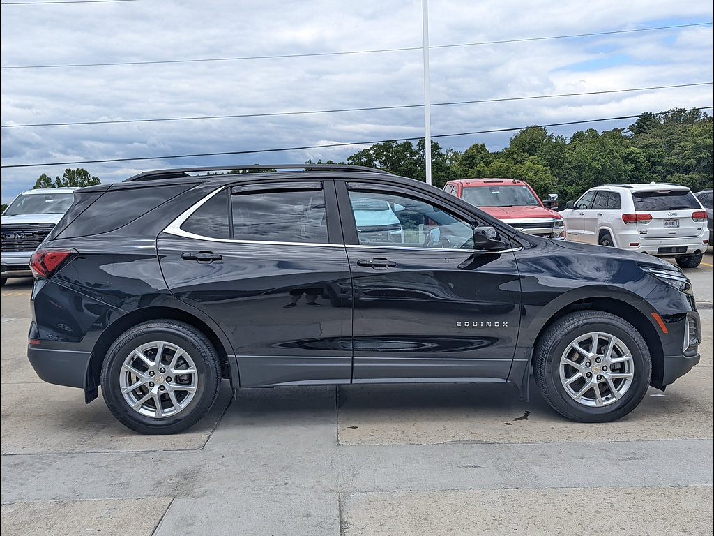 Used 2023 Chevrolet Equinox LT AWD/4WD image 6