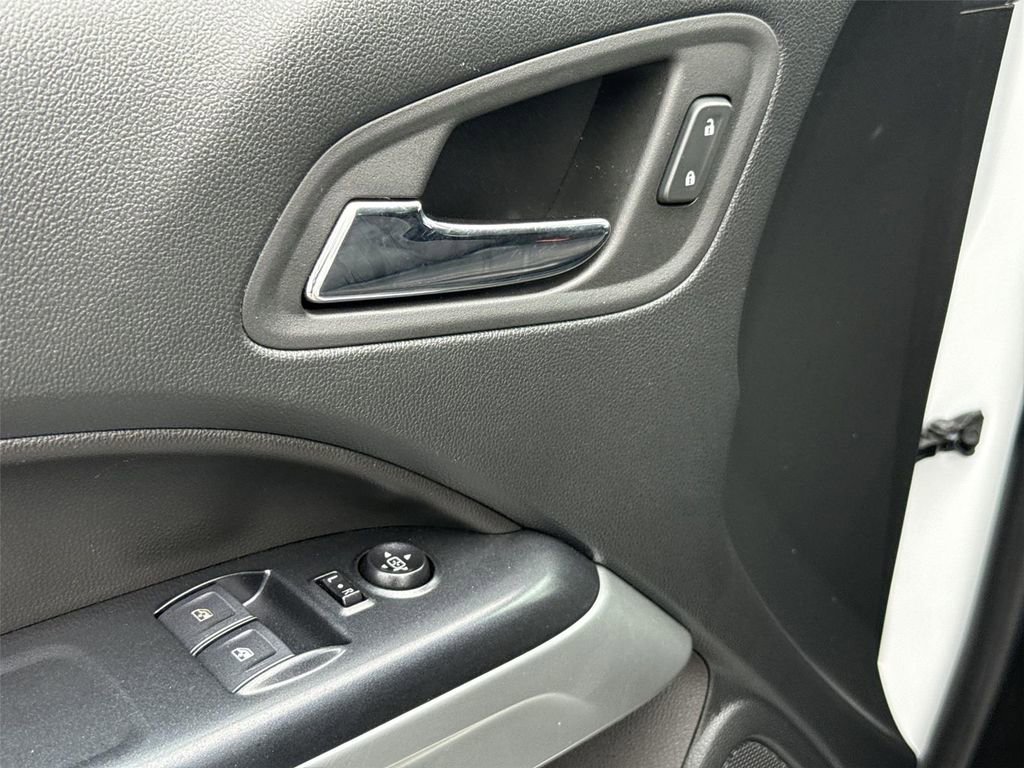 Used 2022 Chevrolet Colorado LT w/ Fleet Safety Package RWD image 19
