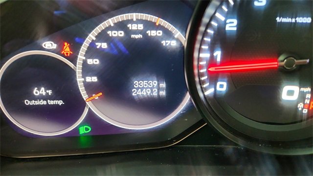 Used 2022 Porsche Cayenne image 38