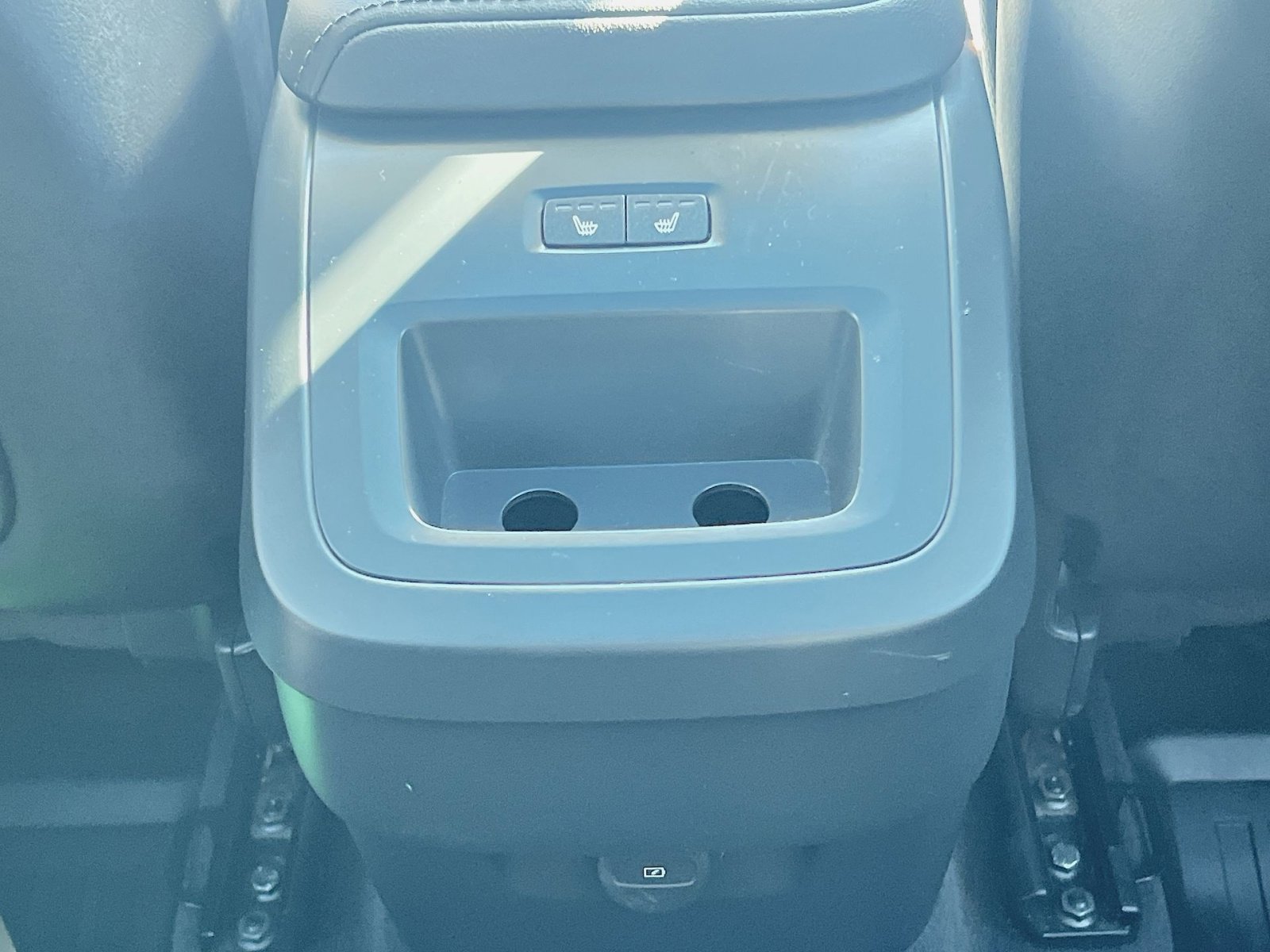 Certified 2023 Volvo XC60 B5 Plus w/ Climate Package image 23