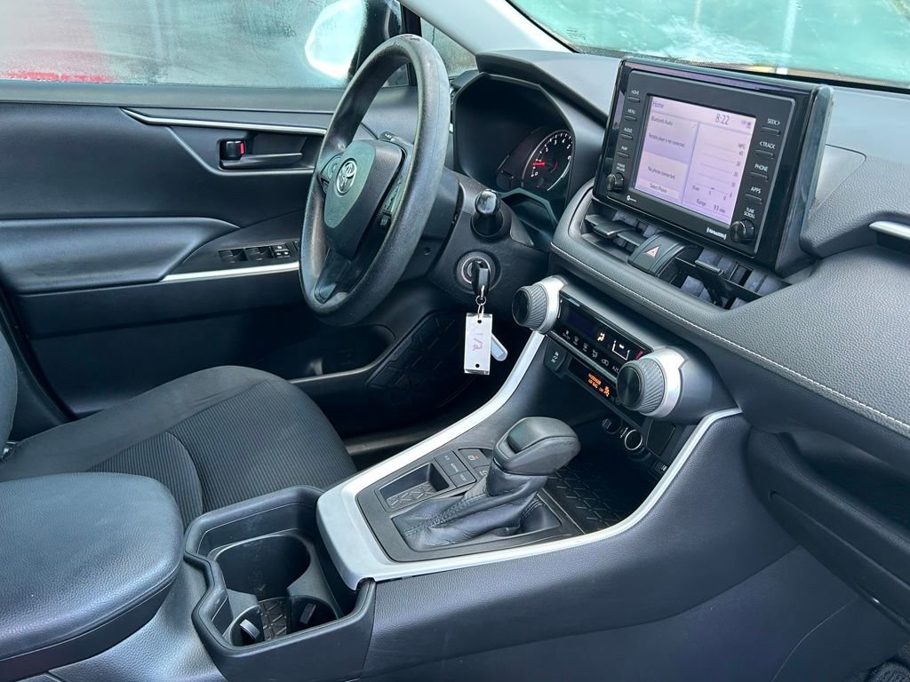 Used 2021 Toyota RAV4 LE image 36
