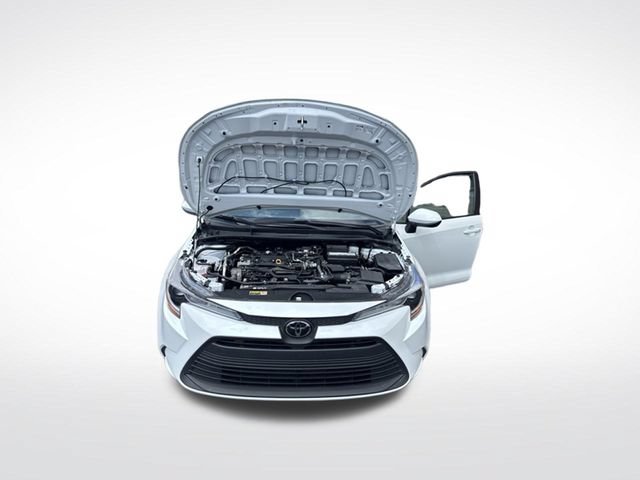 Used 2026 Toyota Corolla LE FWD image 22