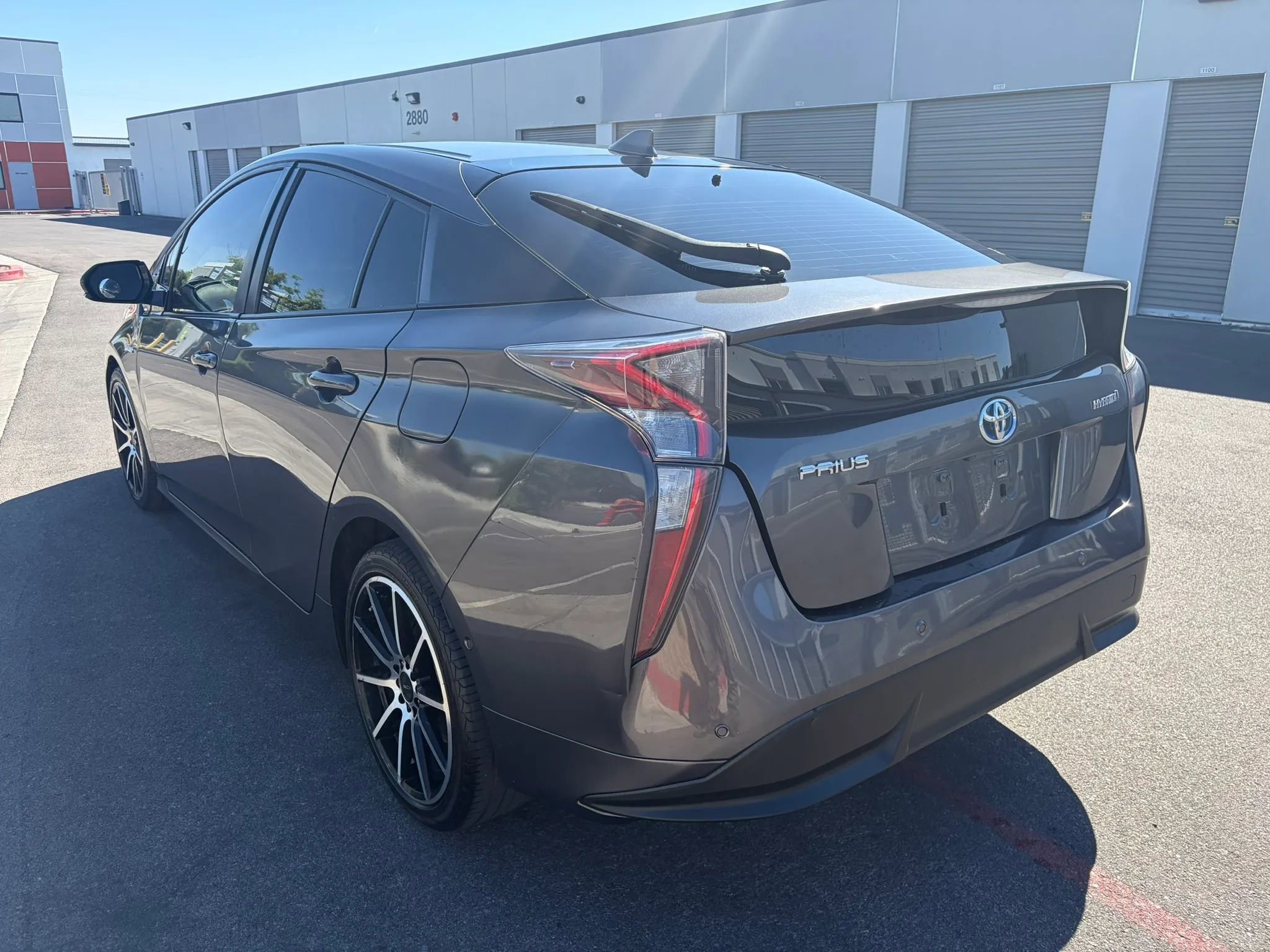 Used 2018 Toyota Prius Three Touring image 5