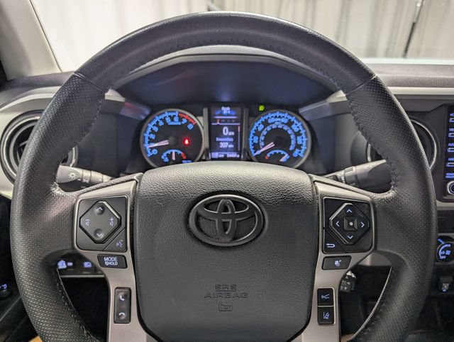 Used 2020 Toyota Tacoma SR5 RWD image 20