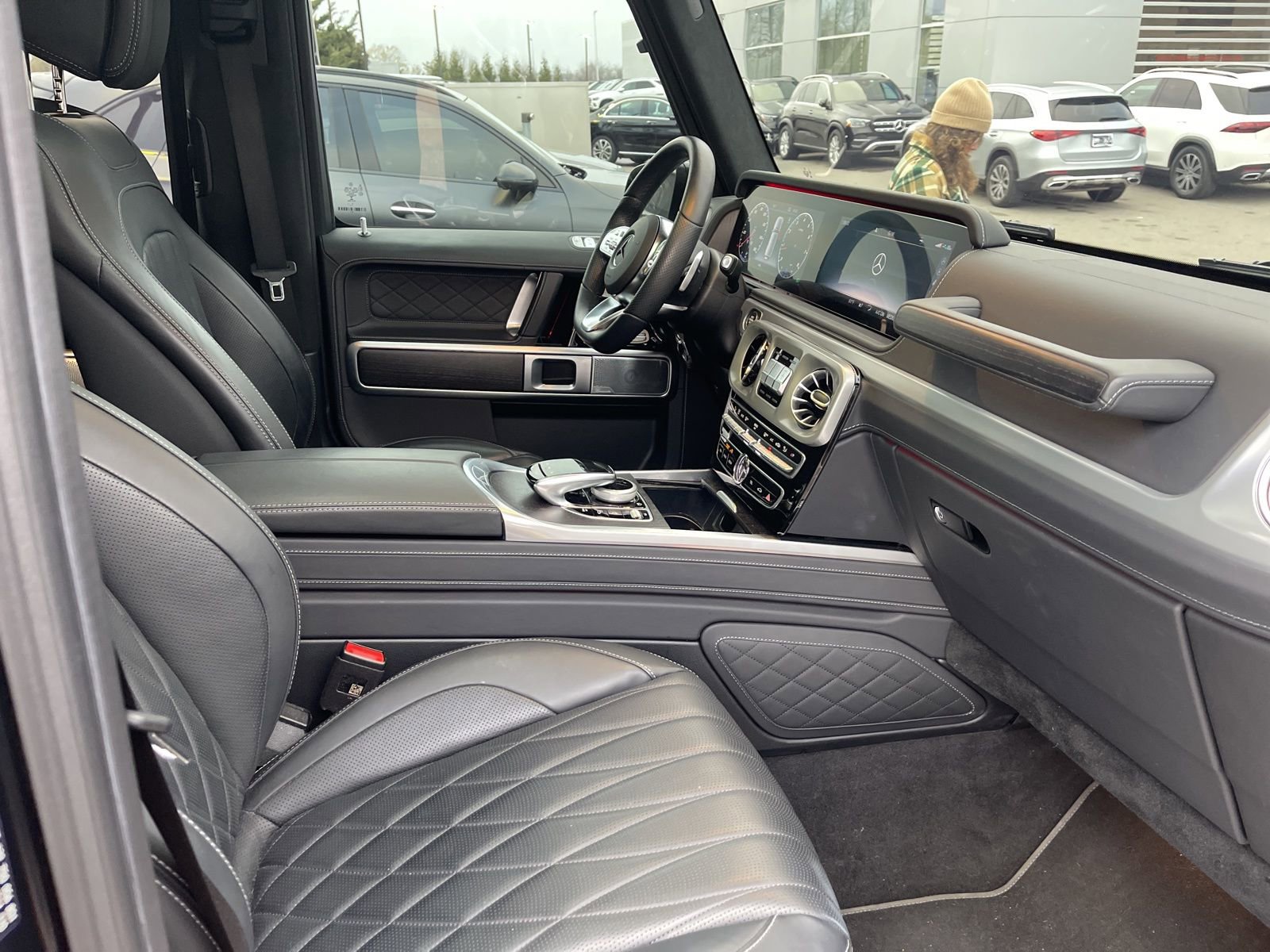 Used 2023 Mercedes-Benz G 550 image 4