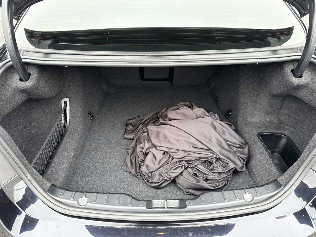 Used 2013 BMW M5 image 36