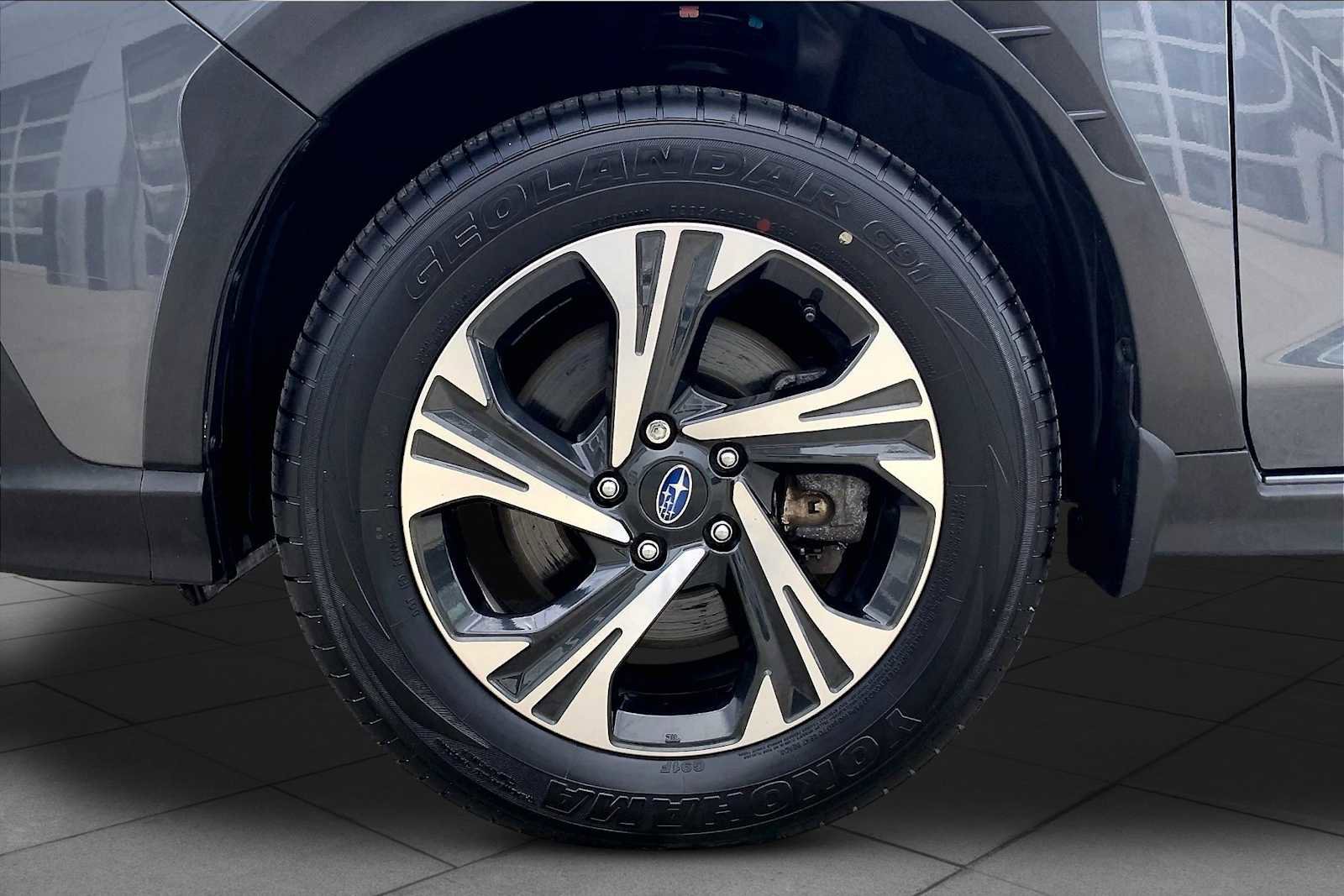 Certified 2024 Subaru Crosstrek 2.0i Premium AWD/4WD image 11