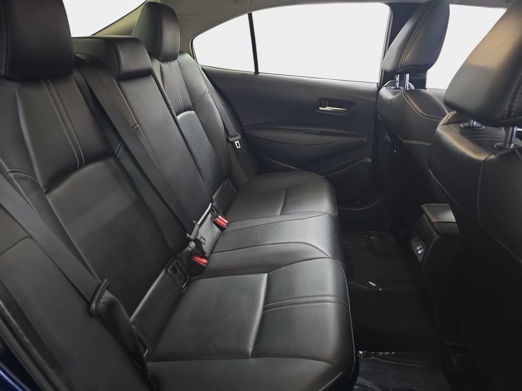 Used 2025 Toyota Corolla XLE FWD image 13