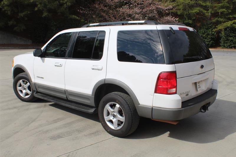 Used 2002 Ford Explorer XLT image 3