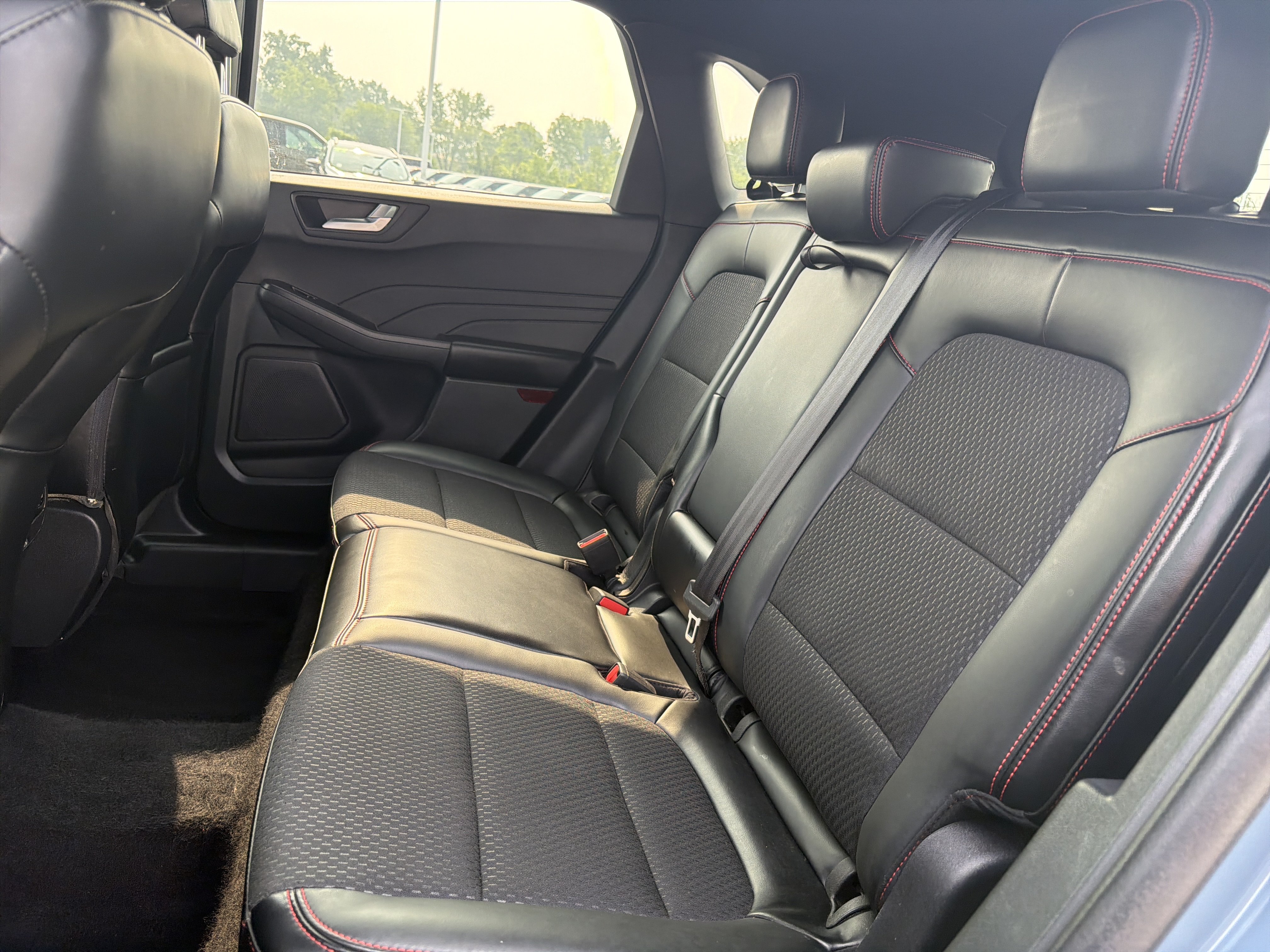 Used 2025 Ford Escape ST-Line Select AWD/4WD image 16