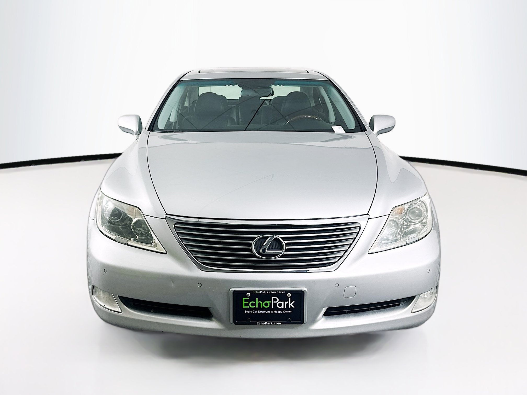 Used 2008 Lexus LS 460 RWD image 2