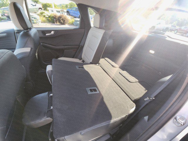 Used 2022 Ford Escape Titanium w/ Class II Trailer Tow Package image 22