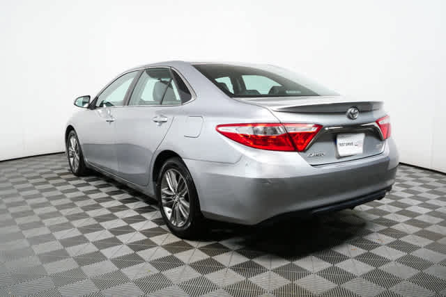 Used 2016 Toyota Camry SE image 24