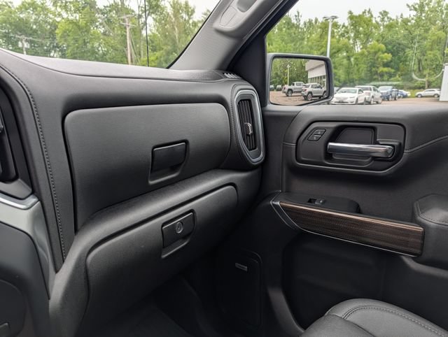 Used 2022 Chevrolet Silverado 1500 RST AWD/4WD image 32