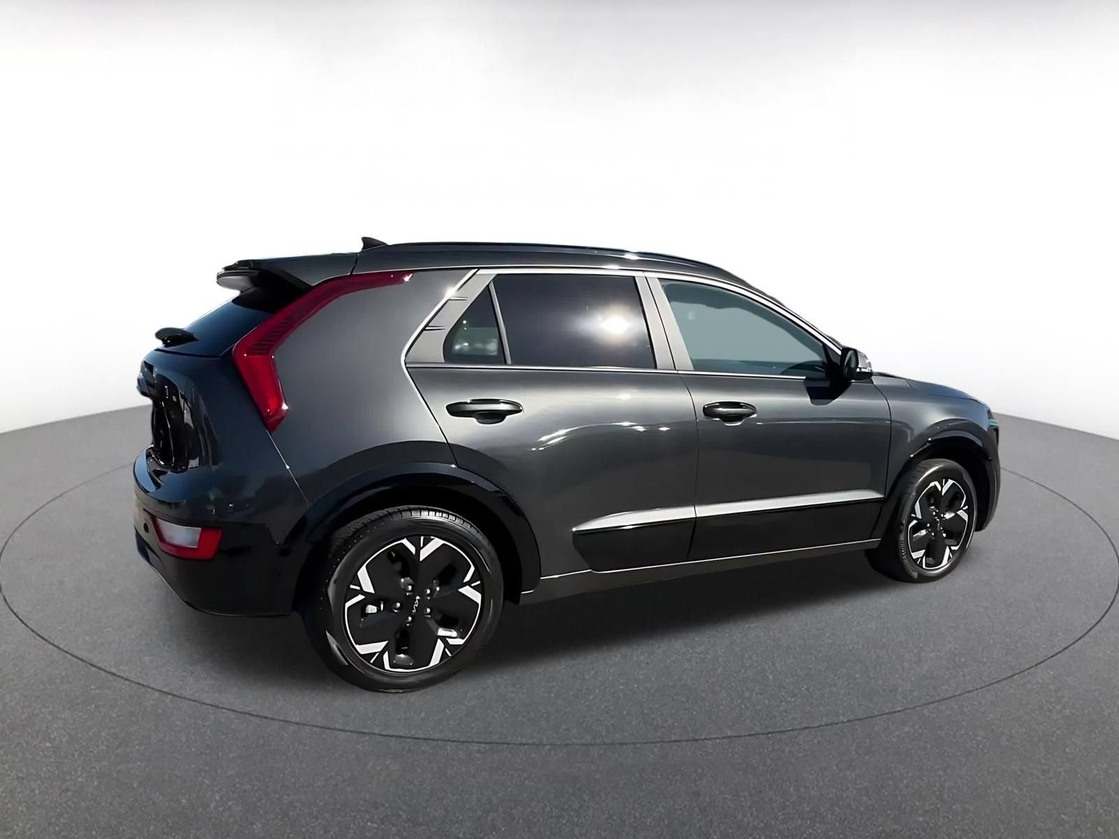 Used 2024 Kia Niro Wind FWD image 14