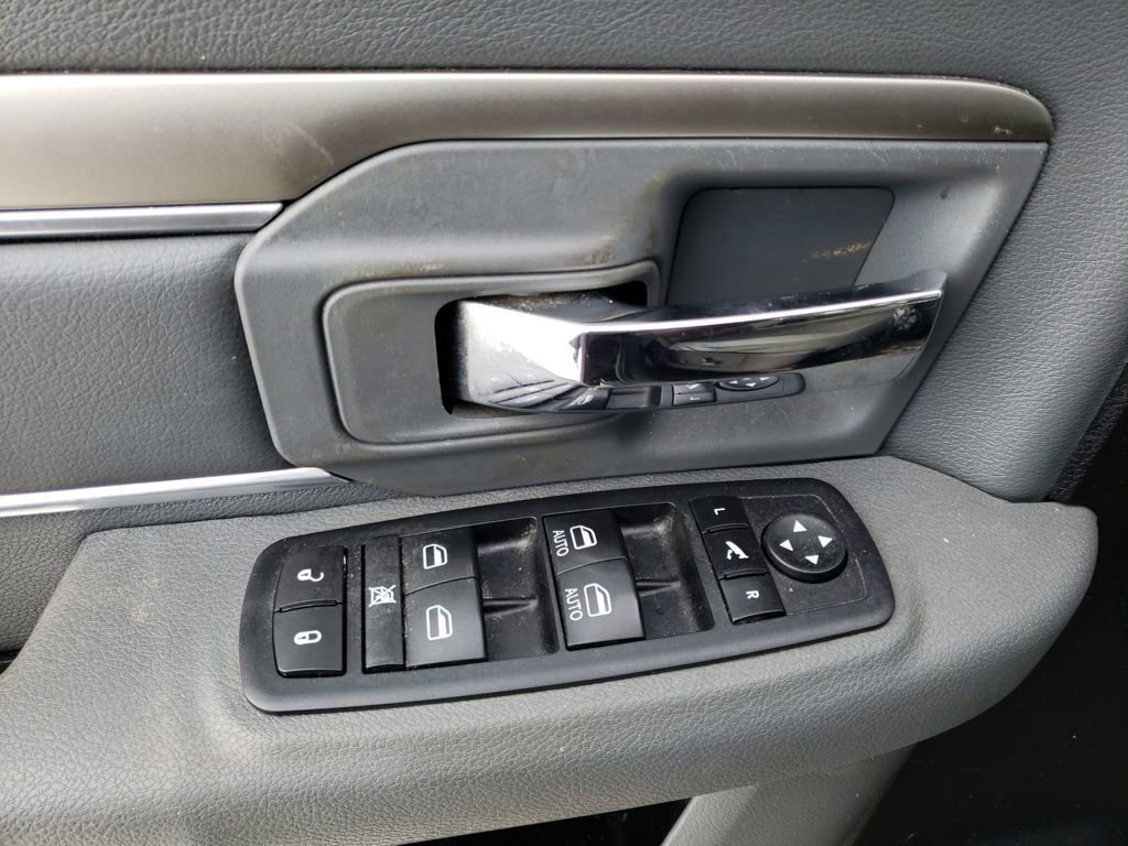 Used 2014 RAM 1500 Big Horn image 12