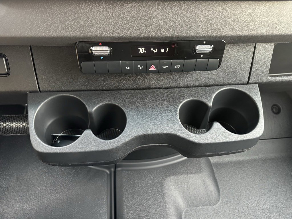 Used 2024 Mercedes-Benz Sprinter 3500 image 30