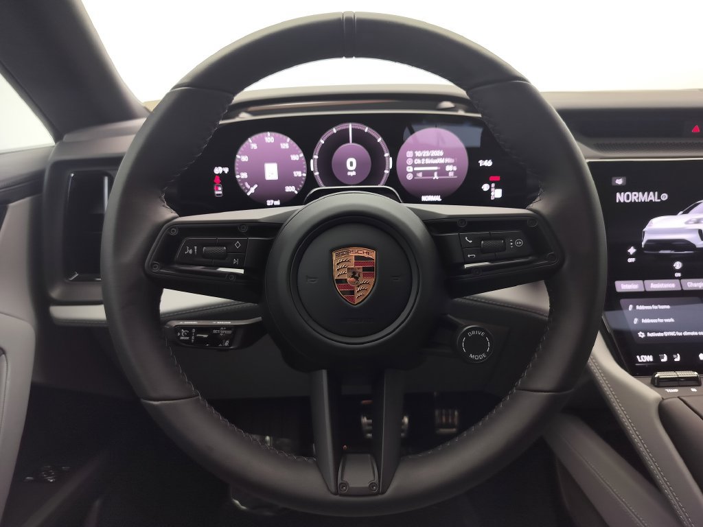 New 2026 Porsche Cayenne Electric AWD/4WD image 8
