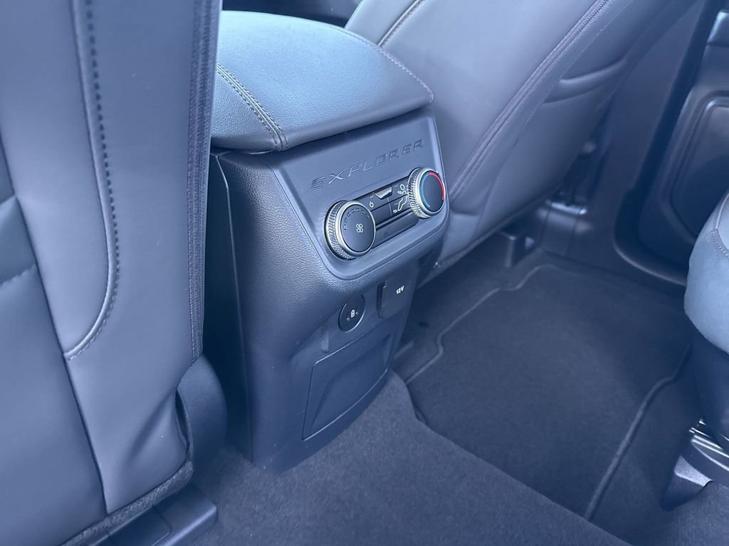 New 2026 Ford Explorer Active w/ Active Comfort Package AWD/4WD image 27