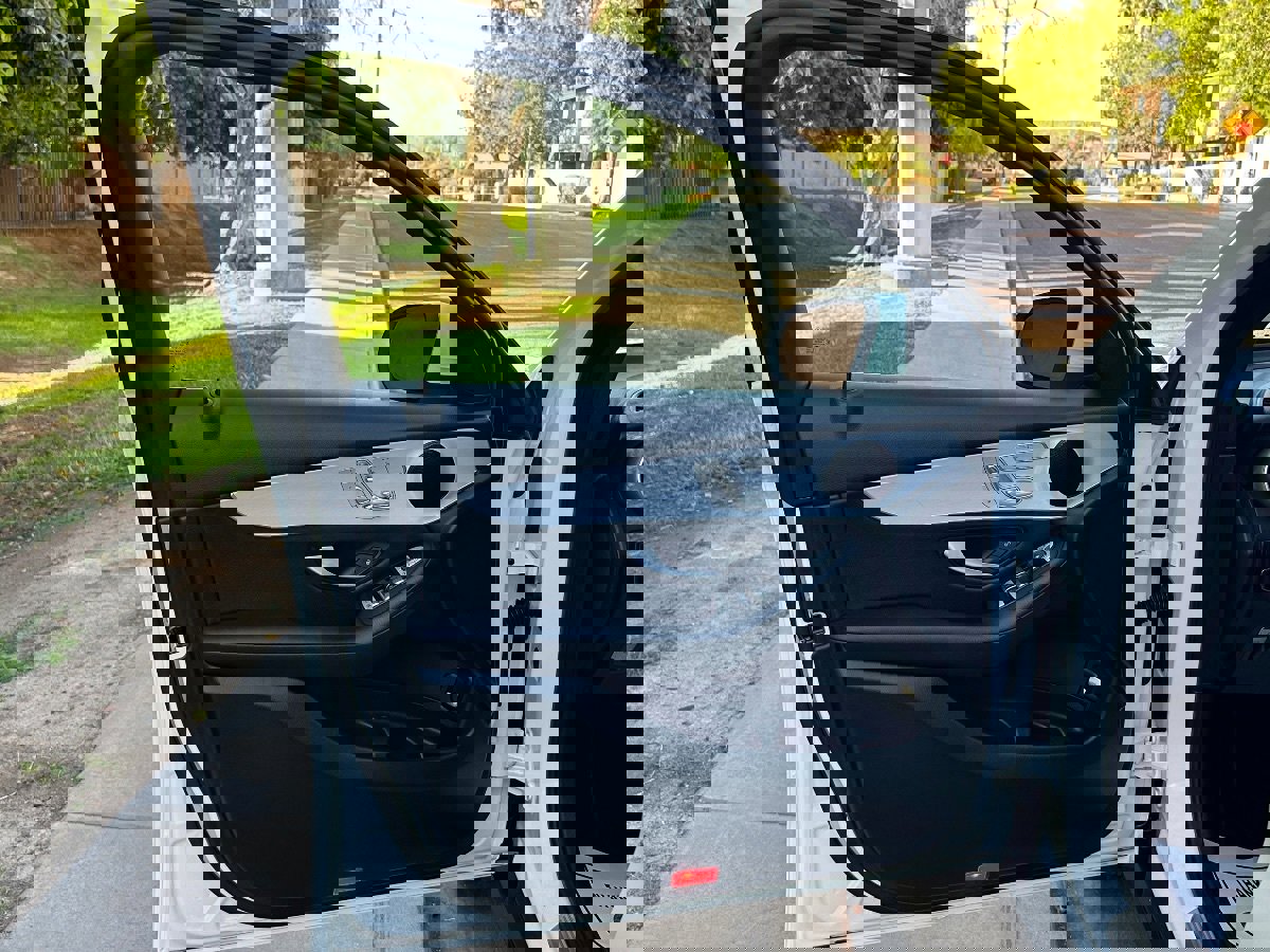 Used 2021 Mercedes-Benz GLC 300 image 44