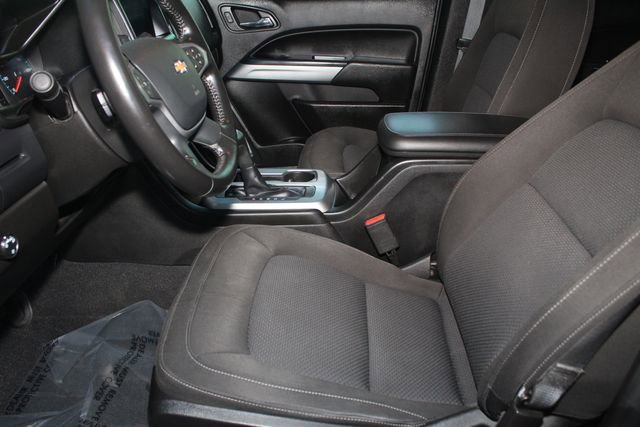 Used 2021 Chevrolet Colorado LT w/ Redline Special Edition image 20